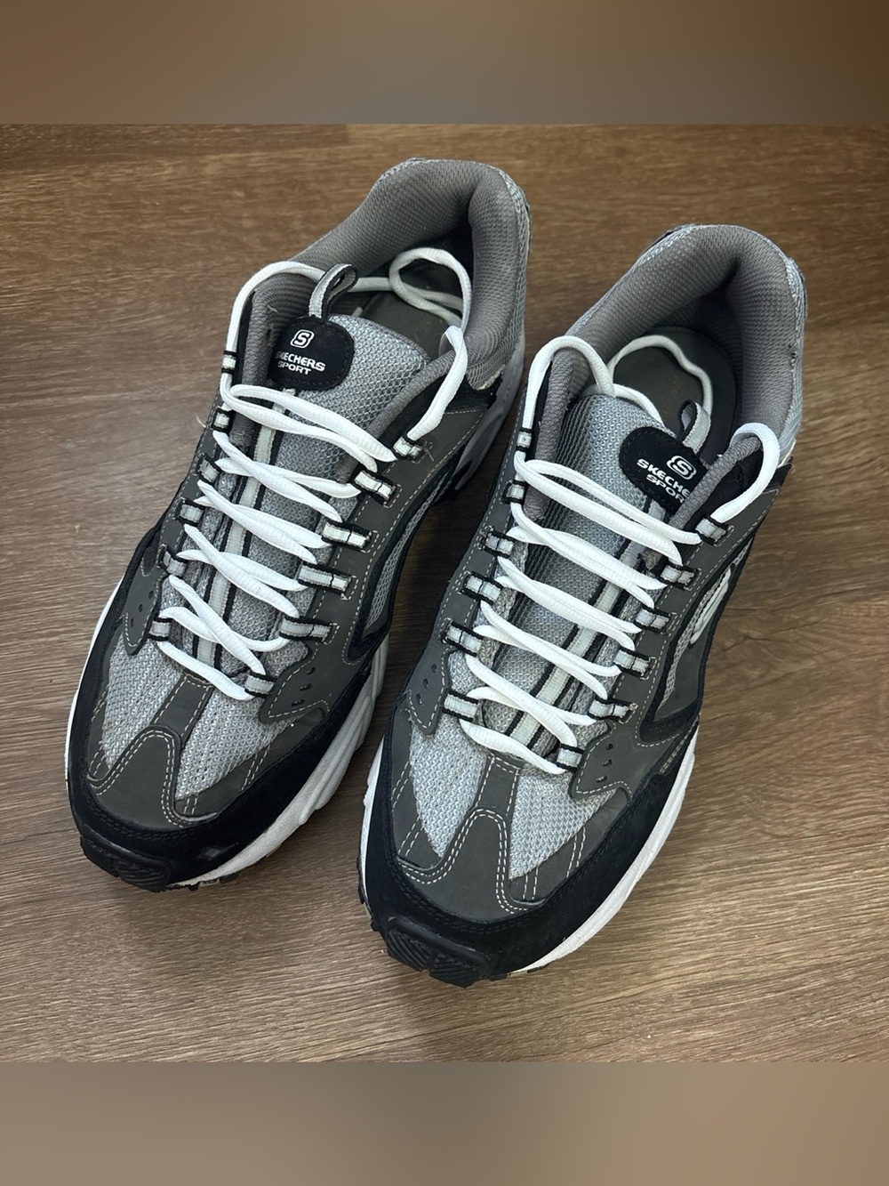 Skechers Men's Gray Athletic Sneakers